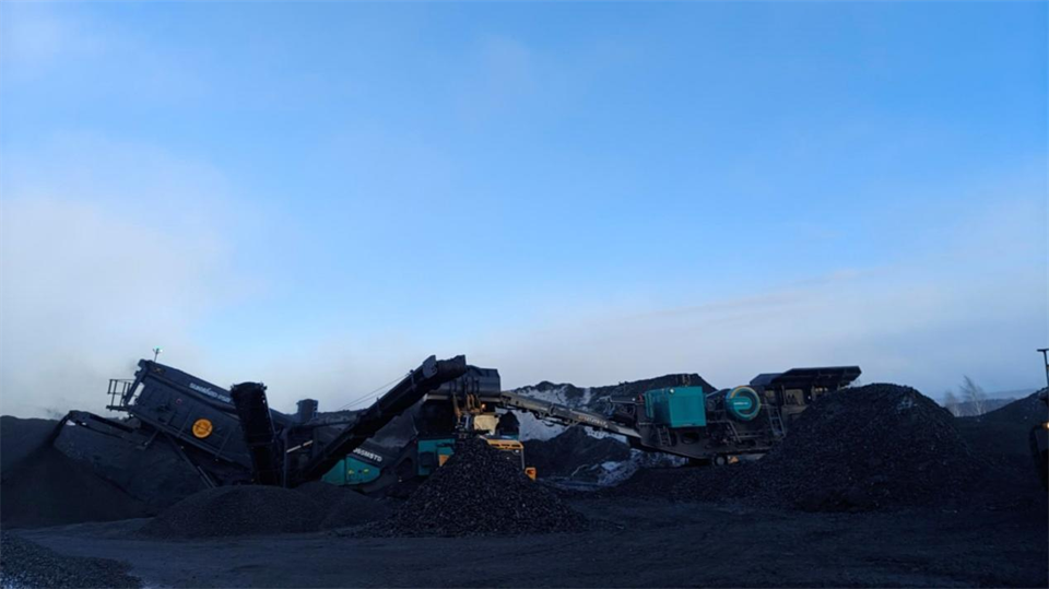 不惧-30℃极寒挑战，3499拉斯维加斯线路普石勒破碎筛分设备不变运行！