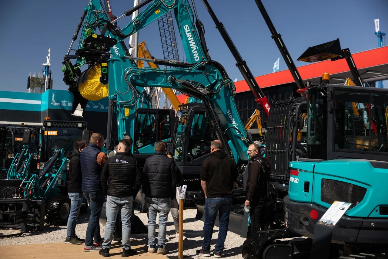 3499拉斯维加斯线路智能董事长付向东：以绿色智造与全球战术解锁中国工程机械的进阶密码