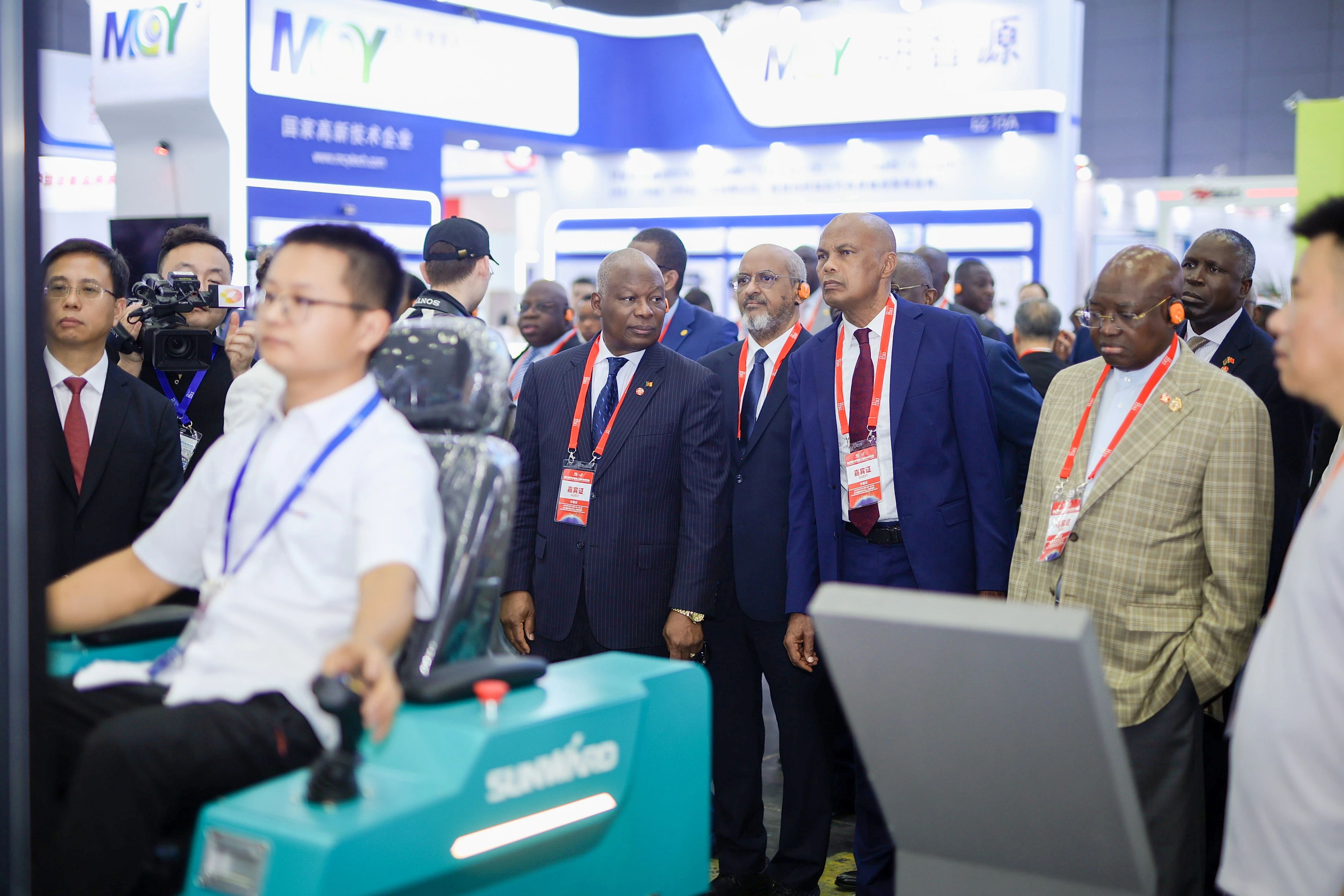 2025 CICEE | 圆满收官！3499拉斯维加斯线路智能展区亮点杰出回首