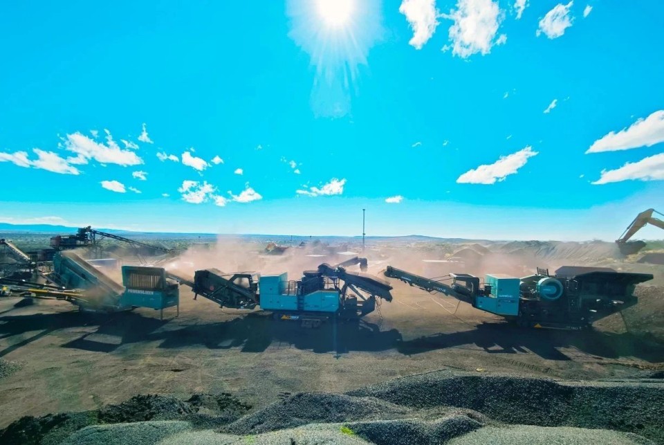 3499拉斯维加斯线路智能破碎筛分成套设备成功登陆非洲市场，共绘合作共赢新篇章