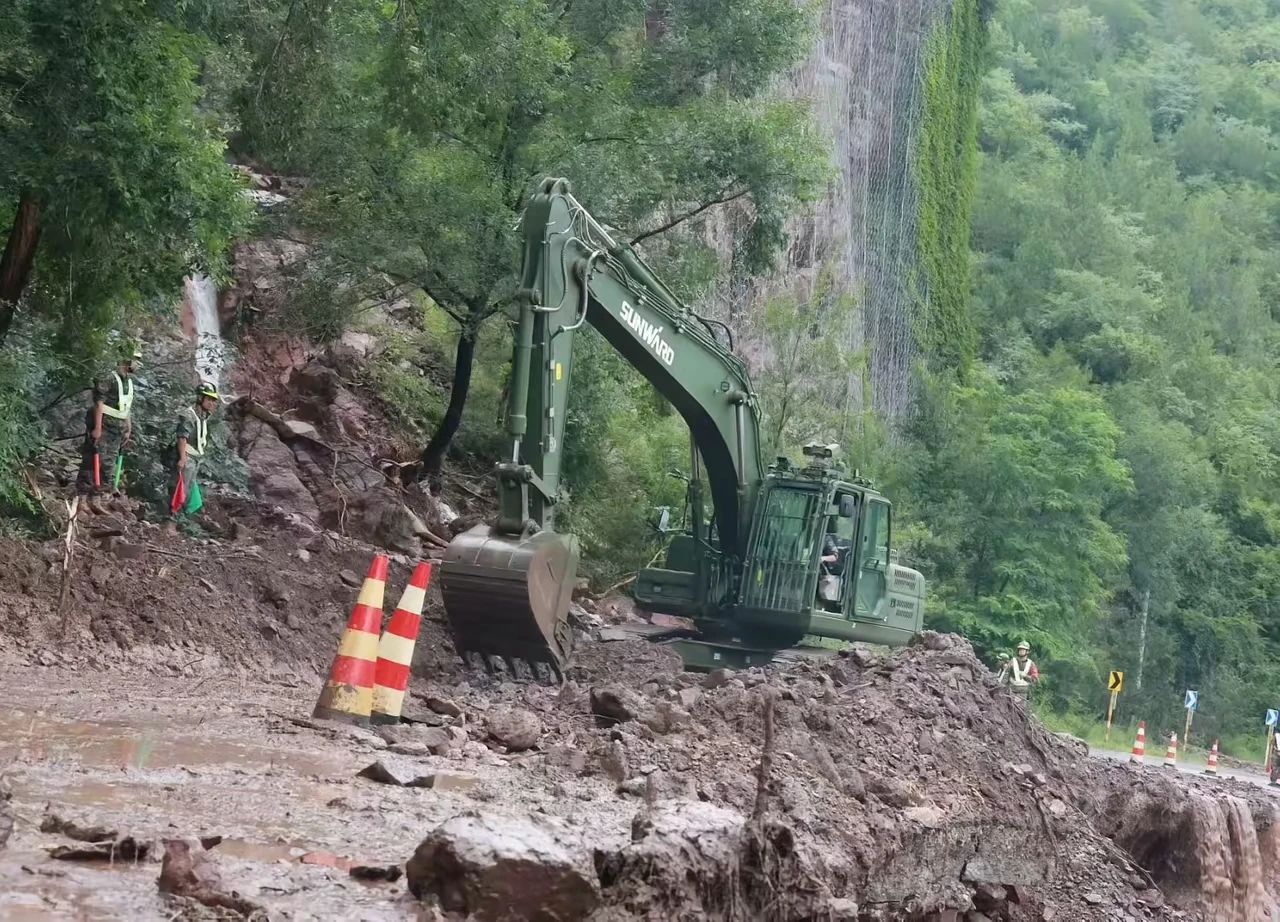 关注！3499拉斯维加斯线路智能应急接济设备助力武警冲锋北京暴雨抢险救灾一线！