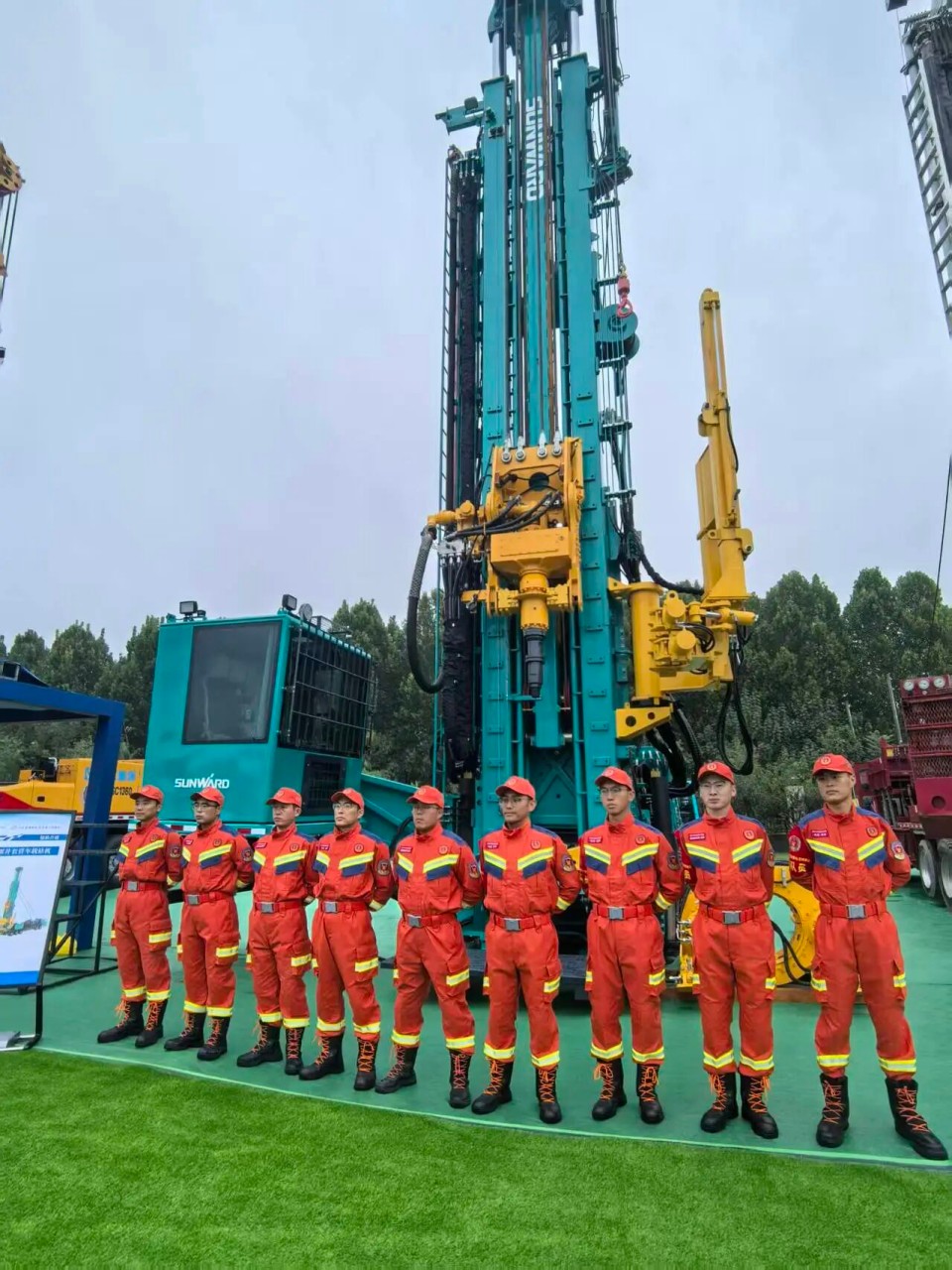 科技赋能接济！3499拉斯维加斯线路智能创新设备亮相第十三届全国矿山接济技术较量