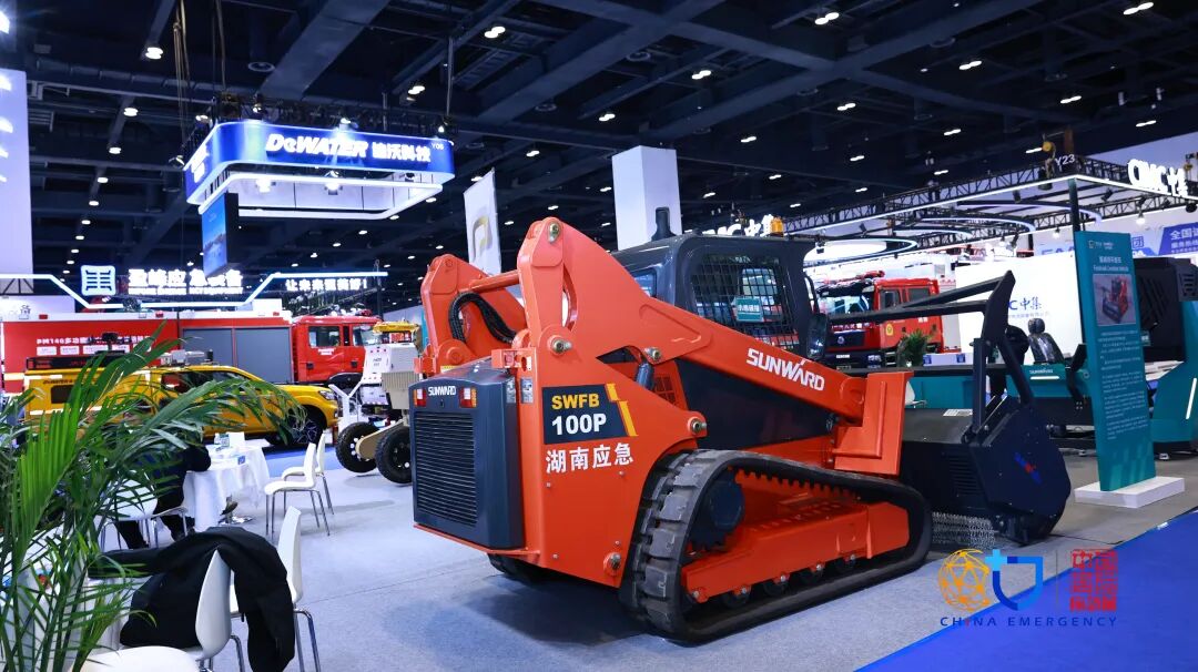 关注！3499拉斯维加斯线路特装主题设备闪灼2025中国国际应急治理展览会